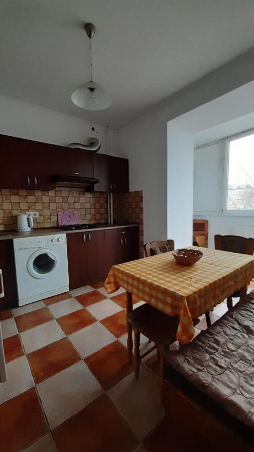 Apartment Na Saharova Ιβανό-Φρανκίβσκ Εξωτερικό φωτογραφία